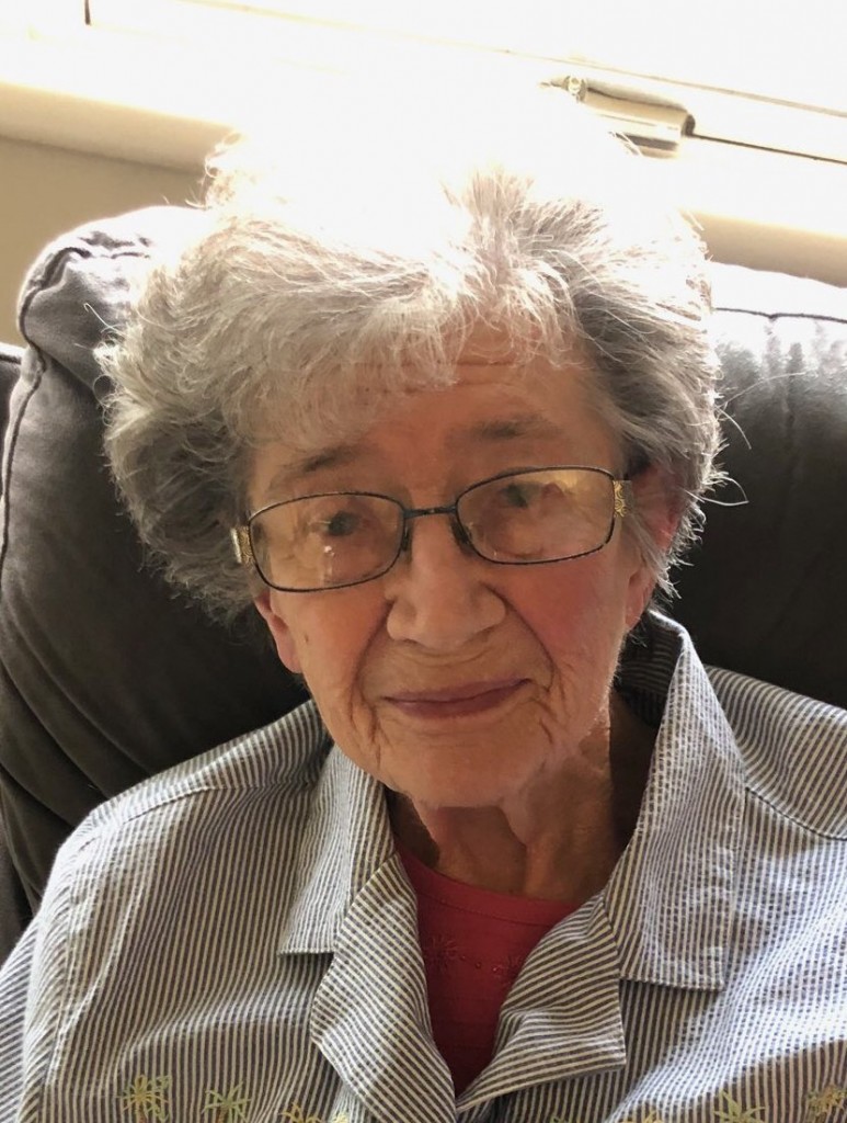 Castellanos's Instagram, Twitter & Facebook on IDCrawl