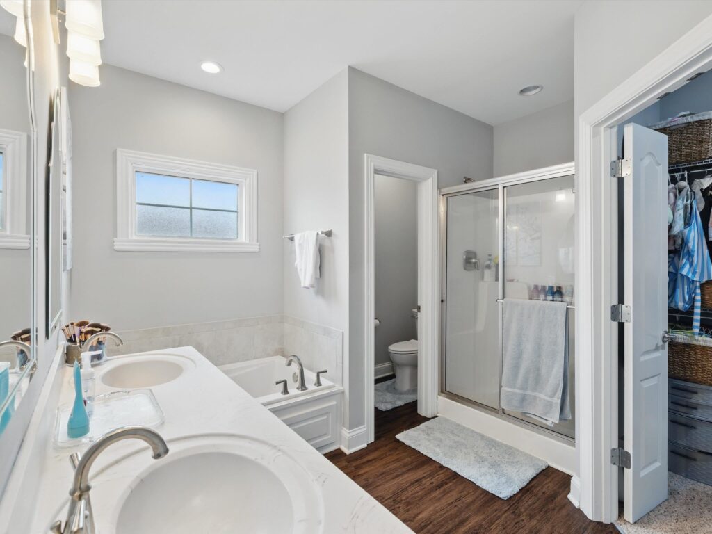 2371 Red Oak Run
