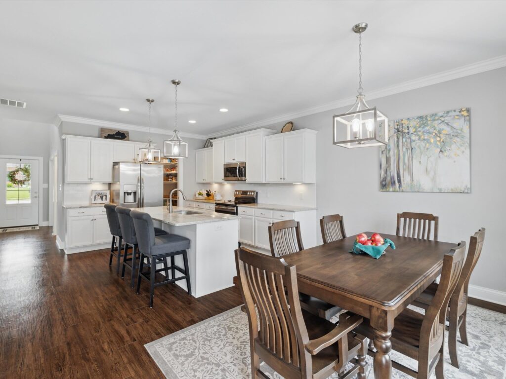 2371 Red Oak Run