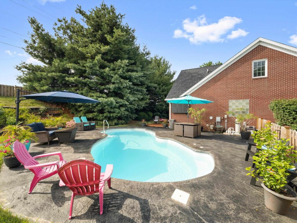 3312 Calumet Trace
