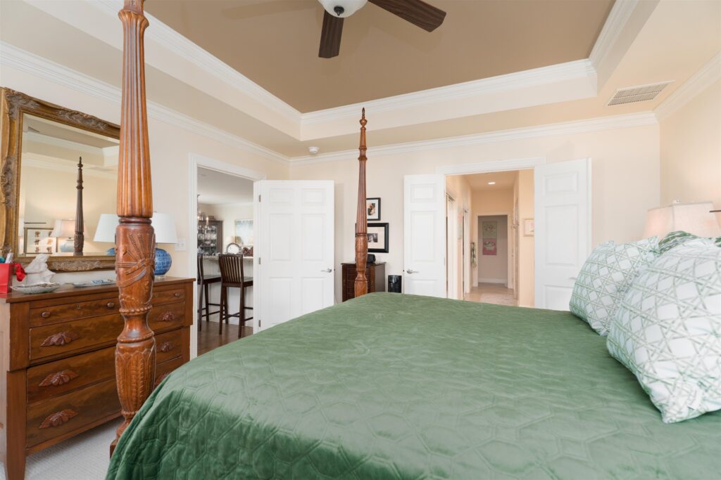 2205 Turnbury Cove