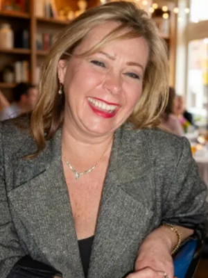 Donna Perkins Solheim